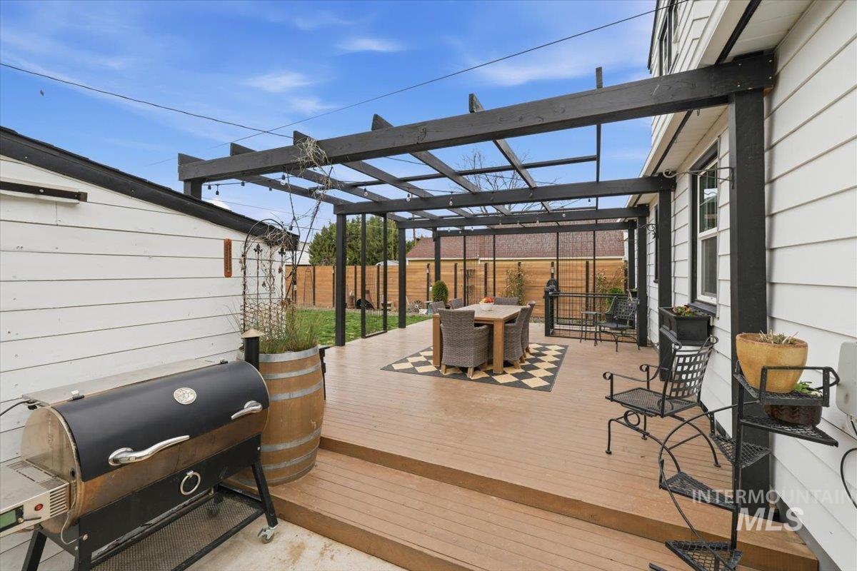 1610 Idaho Ave, Caldwell, Idaho 83605, 5 Bedrooms, 3 Bathrooms, Residential For Sale, Price $539,900,MLS 98977761