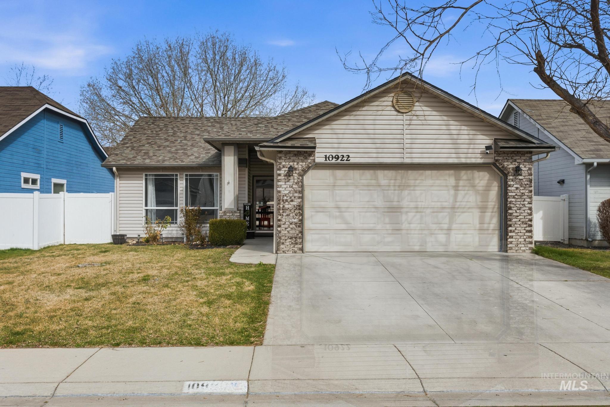 10922 Cocoon St, Nampa, Idaho 83687, 3 Bedrooms, 2 Bathrooms, Residential For Sale, Price $370,000, 98977766