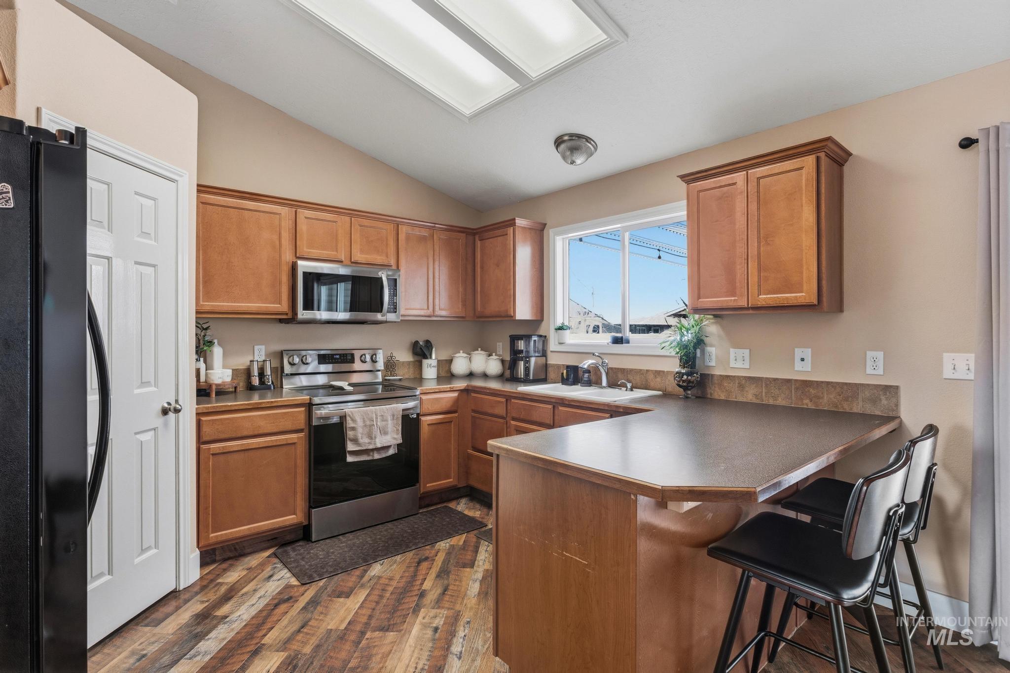 10922 Cocoon St, Nampa, Idaho 83687, 3 Bedrooms, 2 Bathrooms, Residential For Sale, Price $370,000, 98977766