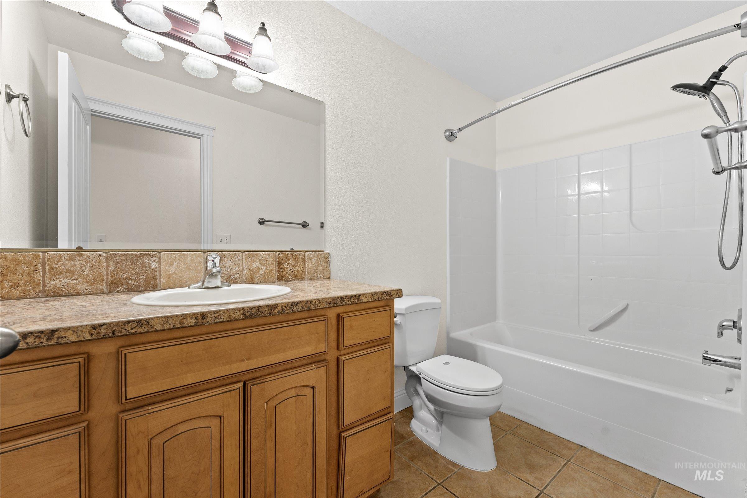 141 Beech St, Fruitland, Idaho 83619, 4 Bedrooms, 2.5 Bathrooms, Residential For Sale, Price $500,000, 98977768