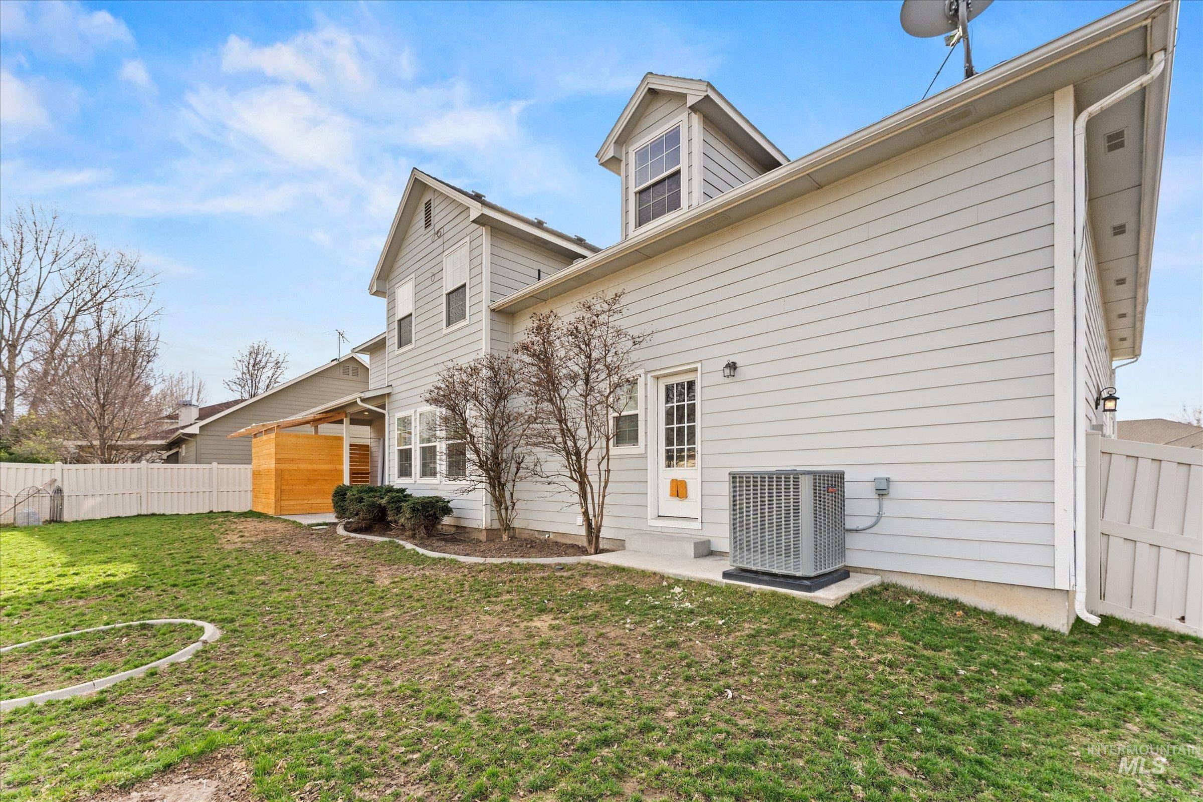 141 Beech St, Fruitland, Idaho 83619, 4 Bedrooms, 2.5 Bathrooms, Residential For Sale, Price $500,000, 98977768