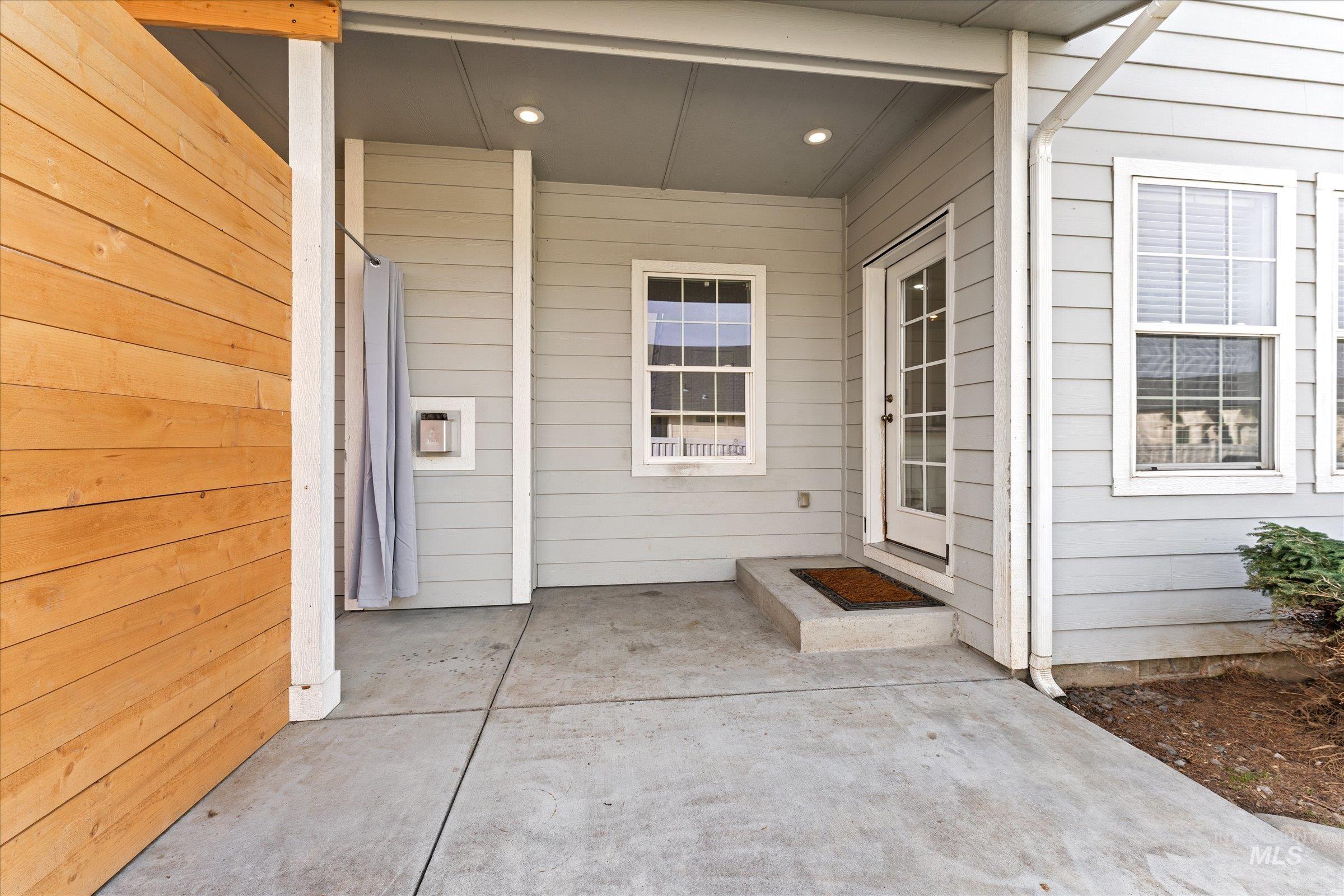 141 Beech St, Fruitland, Idaho 83619, 4 Bedrooms, 2.5 Bathrooms, Residential For Sale, Price $500,000, 98977768