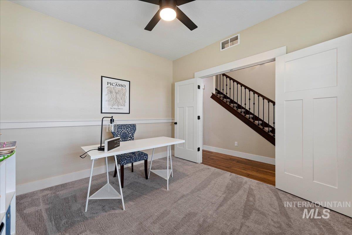 2317 N Van Dyke Ave, Kuna, Idaho 83634, 4 Bedrooms, 2.5 Bathrooms, Residential For Sale, Price $579,900, 98977770