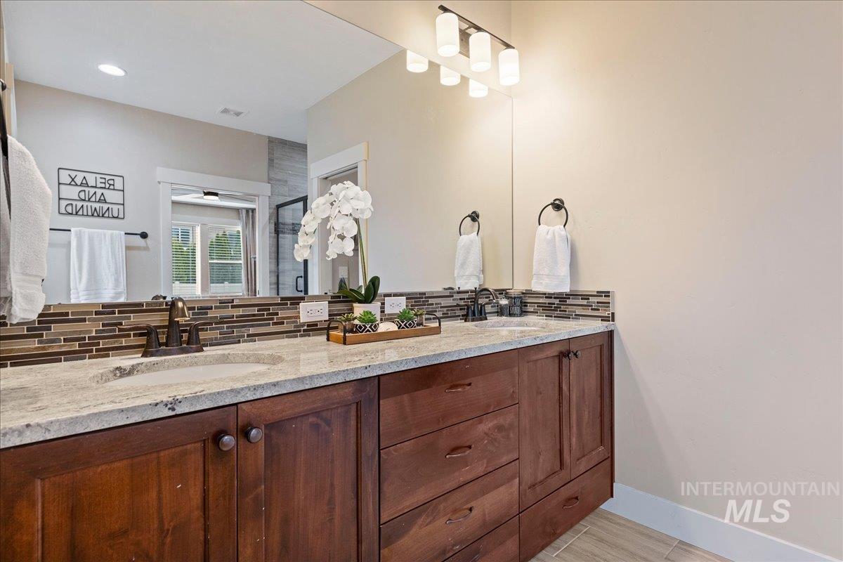 2317 N Van Dyke Ave, Kuna, Idaho 83634, 4 Bedrooms, 2.5 Bathrooms, Residential For Sale, Price $579,900, 98977770