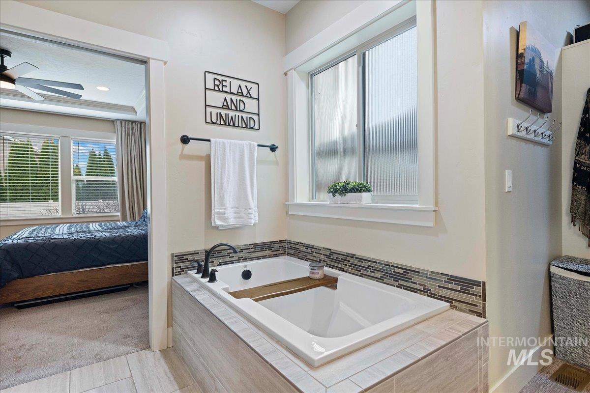 2317 N Van Dyke Ave, Kuna, Idaho 83634, 4 Bedrooms, 2.5 Bathrooms, Residential For Sale, Price $579,900, 98977770