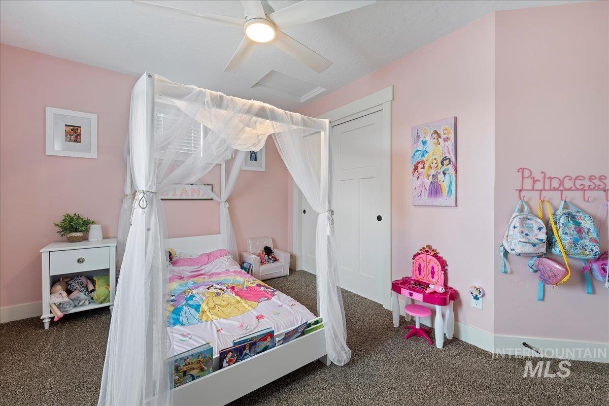 2317 N Van Dyke Ave, Kuna, Idaho 83634, 4 Bedrooms, 2.5 Bathrooms, Residential For Sale, Price $579,900, 98977770