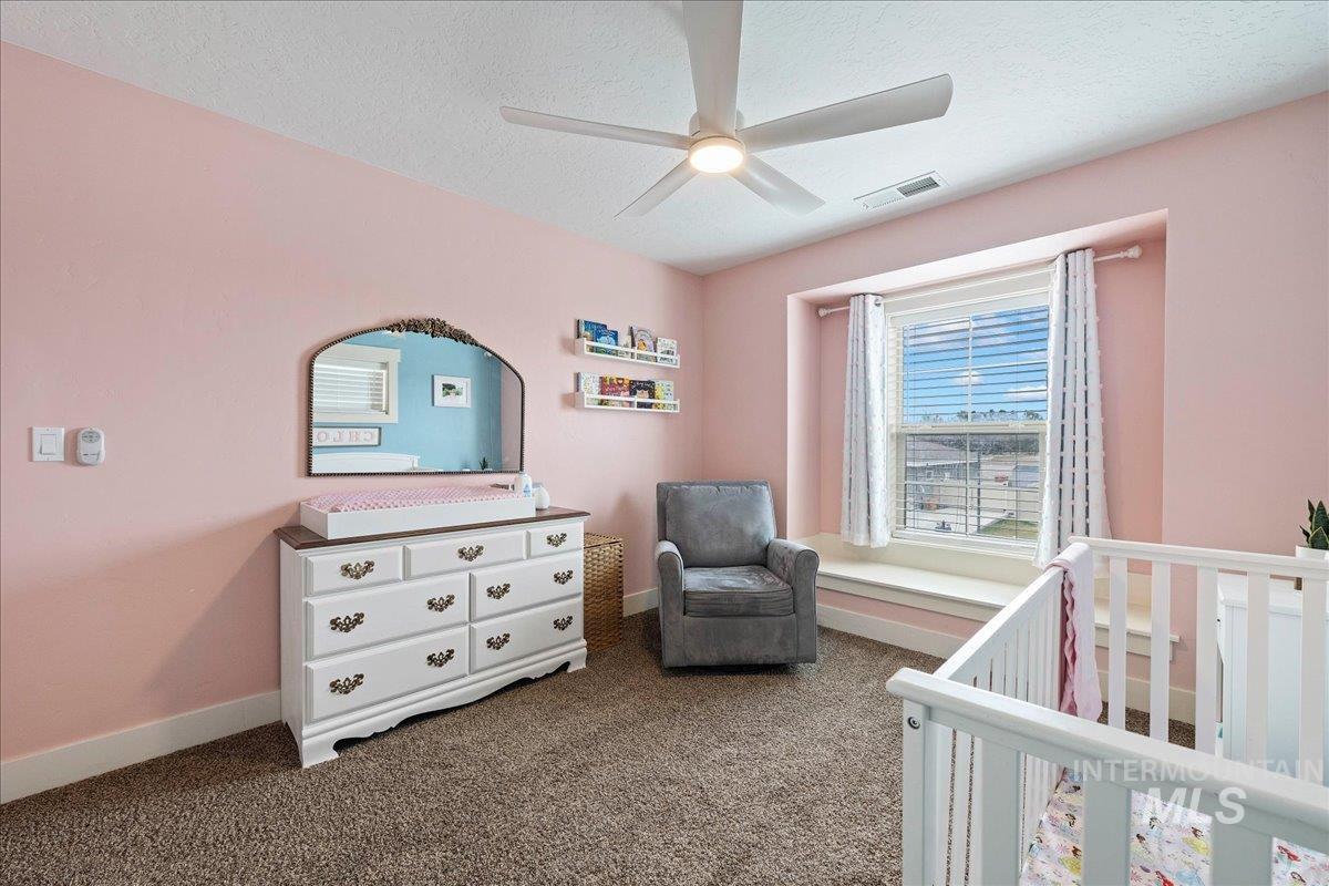 2317 N Van Dyke Ave, Kuna, Idaho 83634, 4 Bedrooms, 2.5 Bathrooms, Residential For Sale, Price $579,900, 98977770