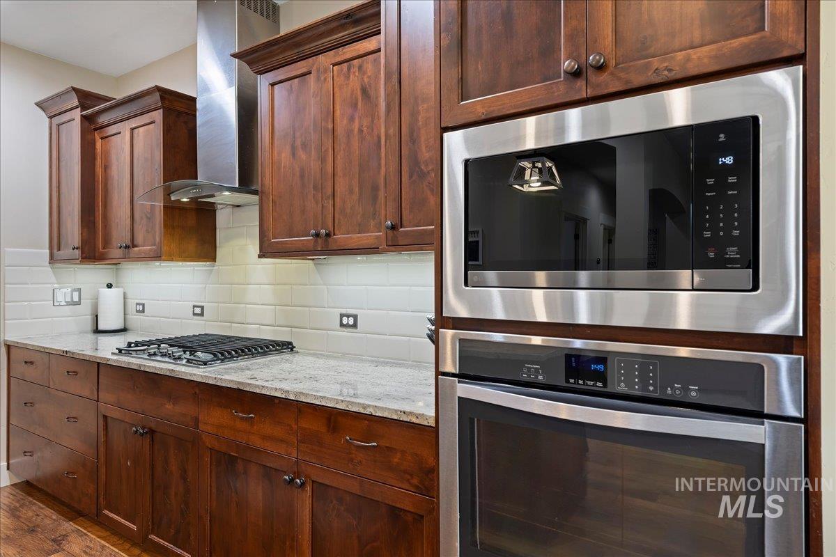 2317 N Van Dyke Ave, Kuna, Idaho 83634, 4 Bedrooms, 2.5 Bathrooms, Residential For Sale, Price $579,900, 98977770