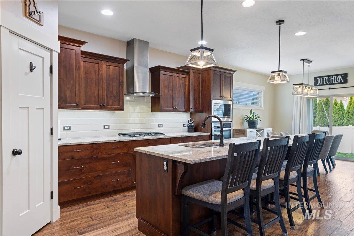 2317 N Van Dyke Ave, Kuna, Idaho 83634, 4 Bedrooms, 2.5 Bathrooms, Residential For Sale, Price $579,900, 98977770