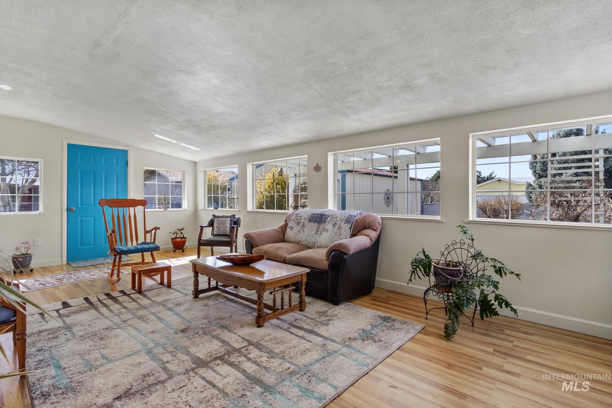 507 S State St, Nampa, Idaho 83686, 3 Bedrooms, 2 Bathrooms, Residential For Sale, Price $406,000, 98977773