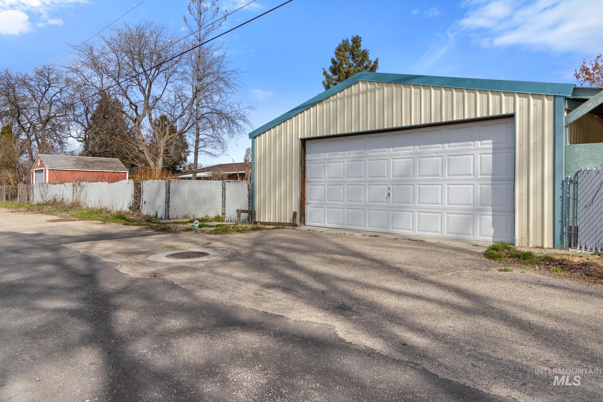 507 S State St, Nampa, Idaho 83686, 3 Bedrooms, 2 Bathrooms, Residential For Sale, Price $406,000, 98977773