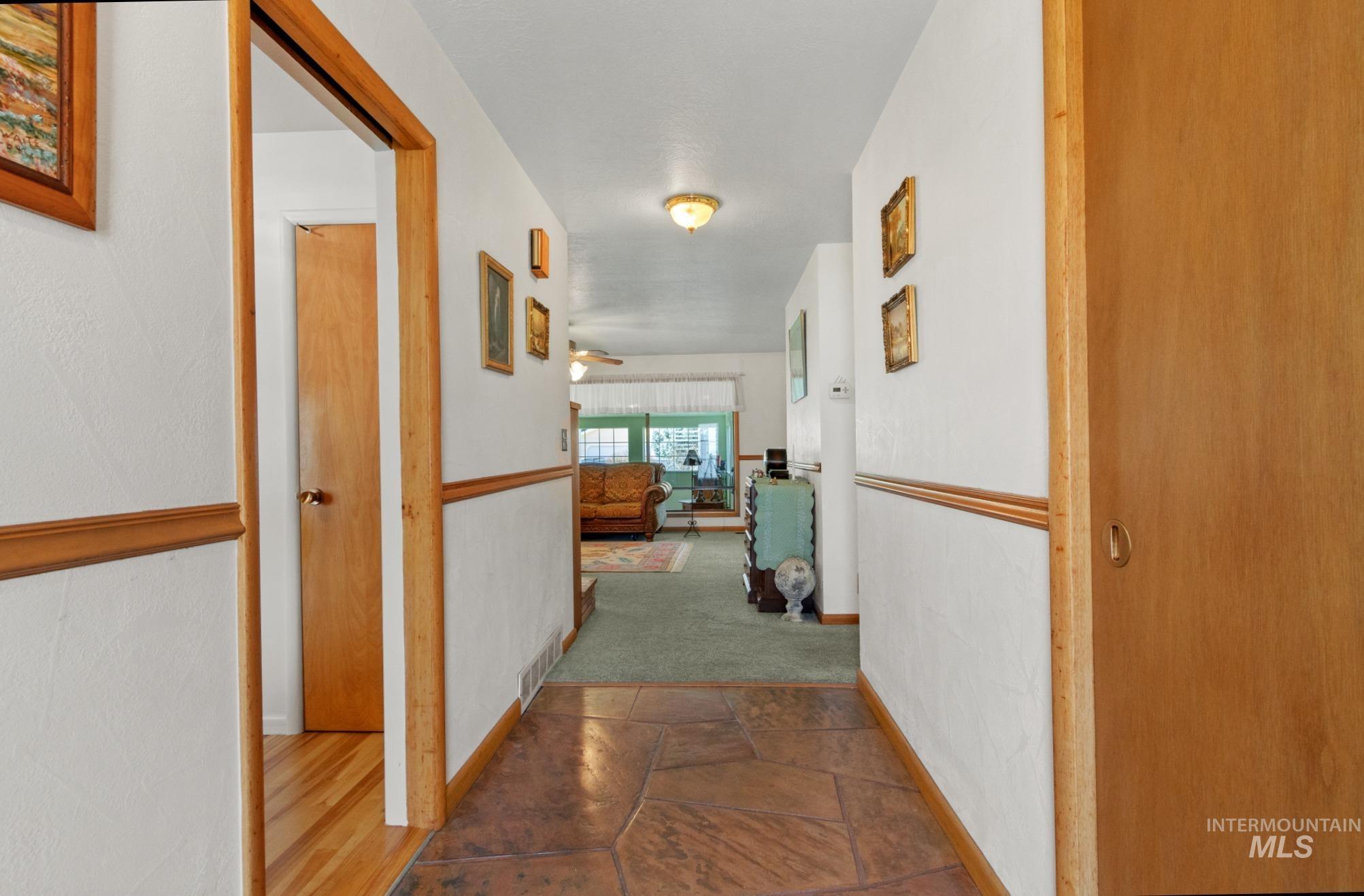 507 S State St, Nampa, Idaho 83686, 3 Bedrooms, 2 Bathrooms, Residential For Sale, Price $406,000, 98977773