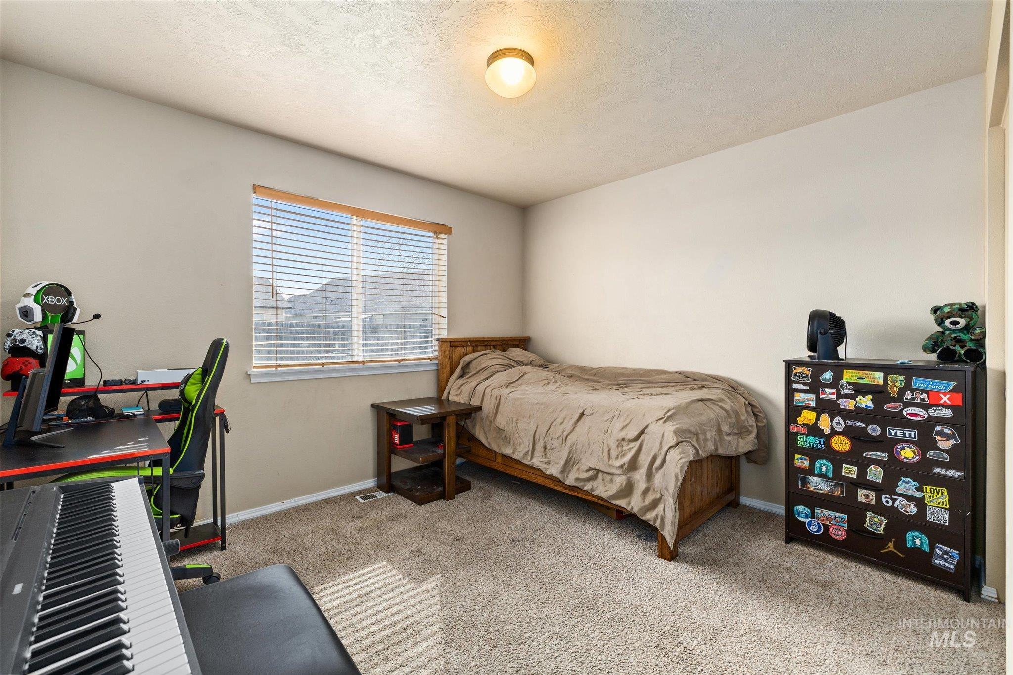 597 E Great Bear St, Kuna, Idaho 83634, 3 Bedrooms, 2 Bathrooms, Residential For Sale, Price $365,000, 98977775