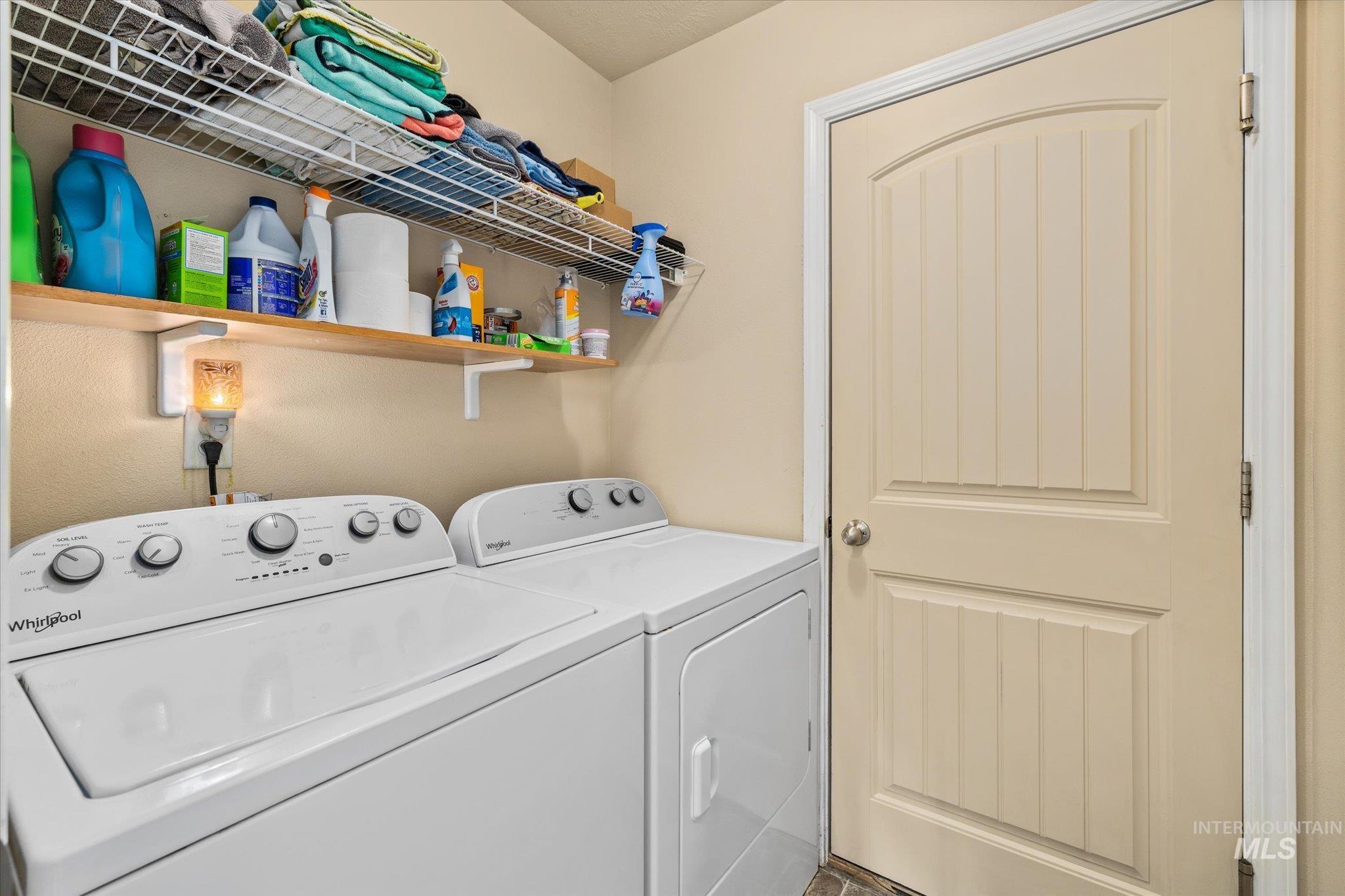 597 E Great Bear St, Kuna, Idaho 83634, 3 Bedrooms, 2 Bathrooms, Residential For Sale, Price $365,000, 98977775