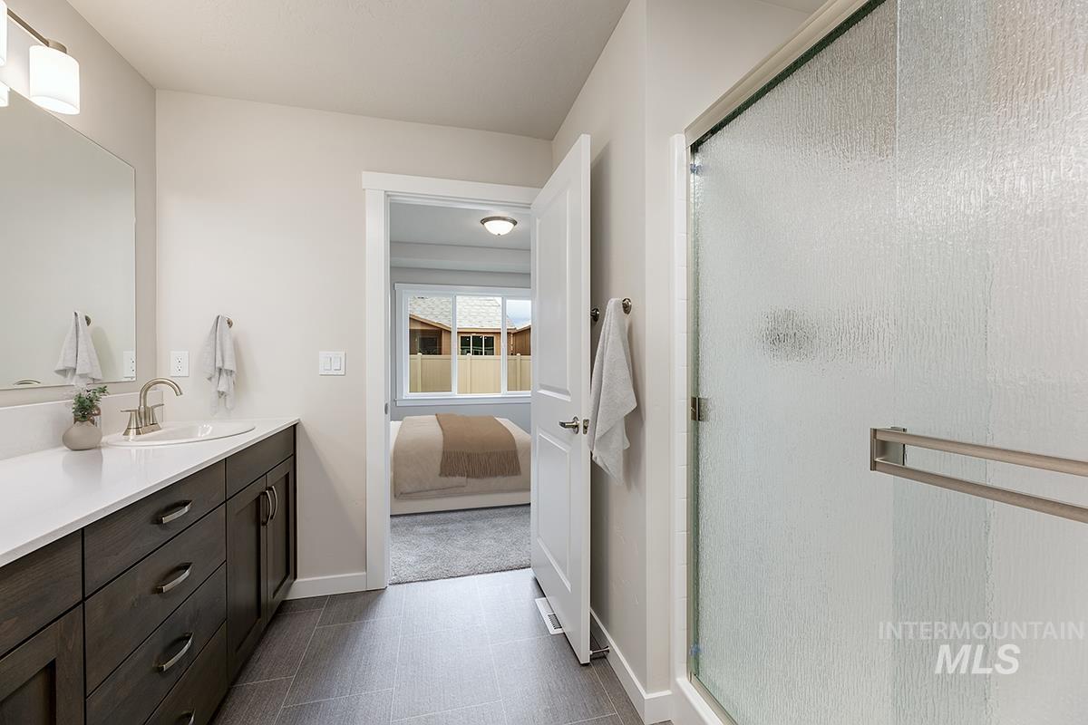 3469 E Cedarhurst Drive, Meridian, Idaho 83642, 3 Bedrooms, 2 Bathrooms, Residential For Sale, Price $487,000, 98977777