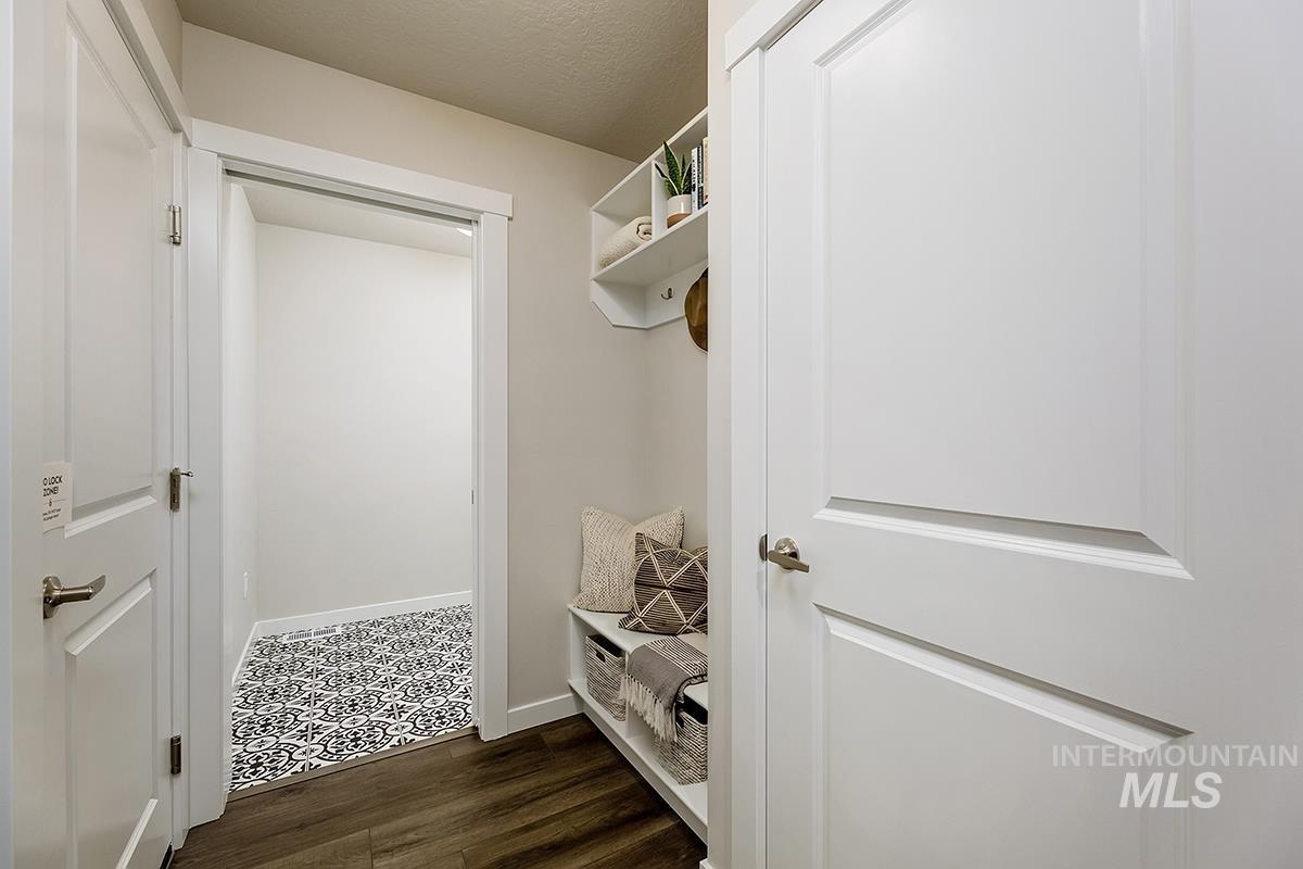 3469 E Cedarhurst Drive, Meridian, Idaho 83642, 3 Bedrooms, 2 Bathrooms, Residential For Sale, Price $487,000, 98977777