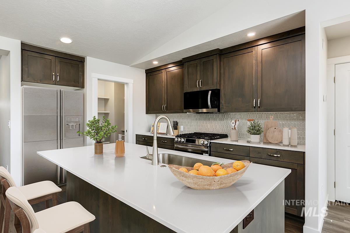 3469 E Cedarhurst Drive, Meridian, Idaho 83642, 3 Bedrooms, 2 Bathrooms, Residential For Sale, Price $487,000, 98977777