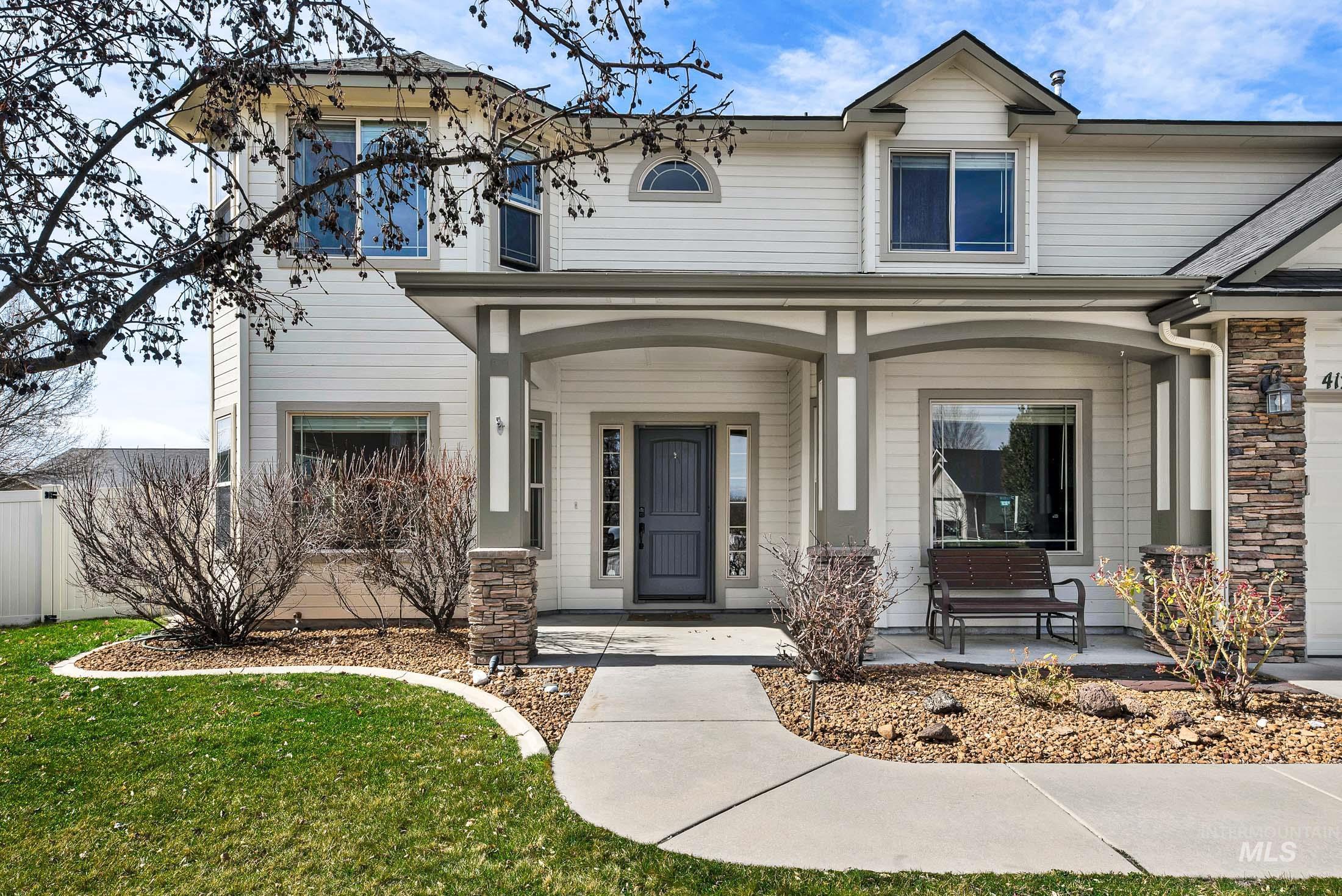 4121 N Frandon Ave, Meridian, Idaho 83646, 5 Bedrooms, 2.5 Bathrooms, Residential For Sale, Price $724,900, 98977781