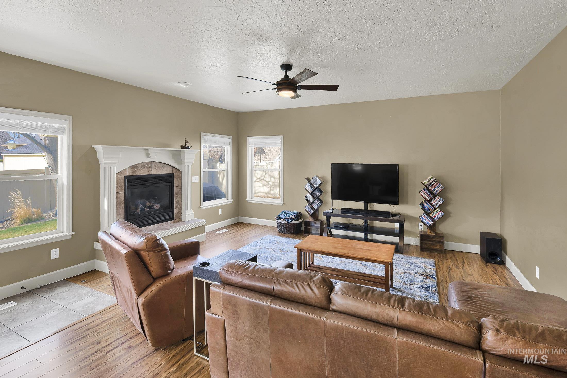 4121 N Frandon Ave, Meridian, Idaho 83646, 5 Bedrooms, 2.5 Bathrooms, Residential For Sale, Price $724,900, 98977781