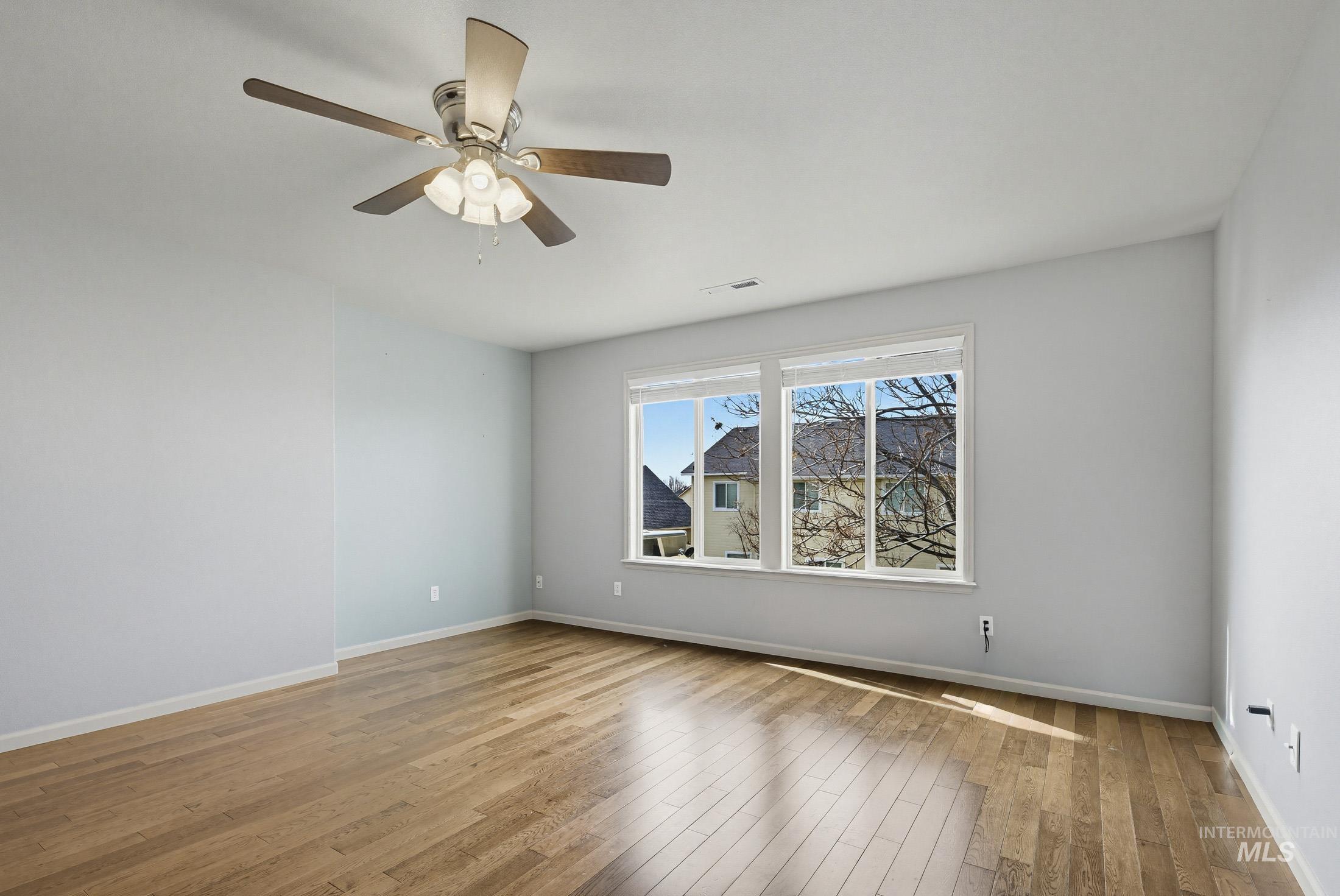 4121 N Frandon Ave, Meridian, Idaho 83646, 5 Bedrooms, 2.5 Bathrooms, Residential For Sale, Price $724,900, 98977781