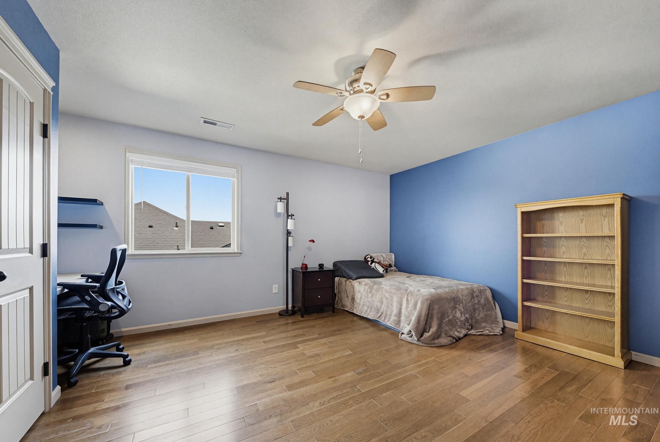 4121 N Frandon Ave, Meridian, Idaho 83646, 5 Bedrooms, 2.5 Bathrooms, Residential For Sale, Price $724,900, 98977781