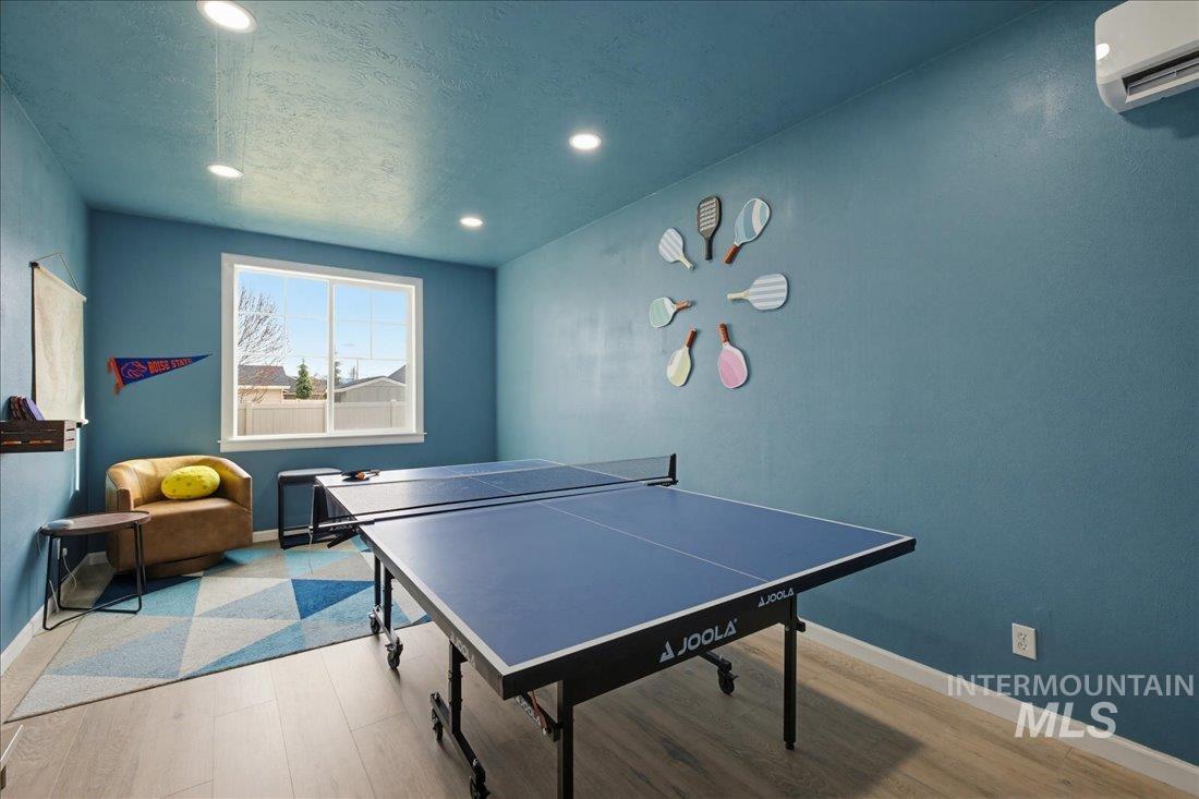 5898 W Bracken Ct, Eagle, Idaho 83616, 5 Bedrooms, 2.5 Bathrooms, Residential For Sale, Price $719,000,MLS 98977782