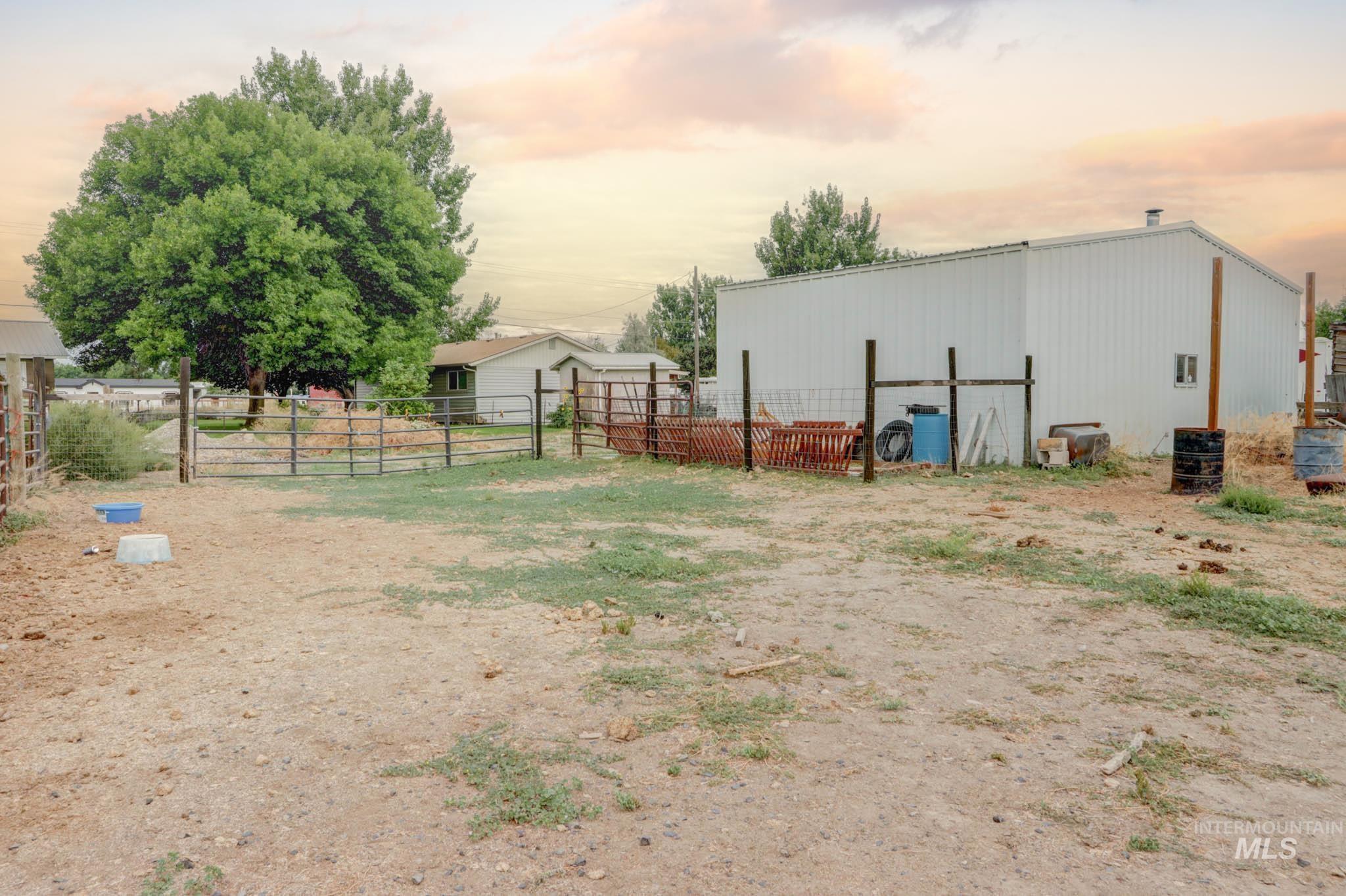 1424 Mill Rd, Emmett, Idaho 83617, 3 Bedrooms, 1 Bathroom, Residential For Sale, Price $430,000,MLS 98977783