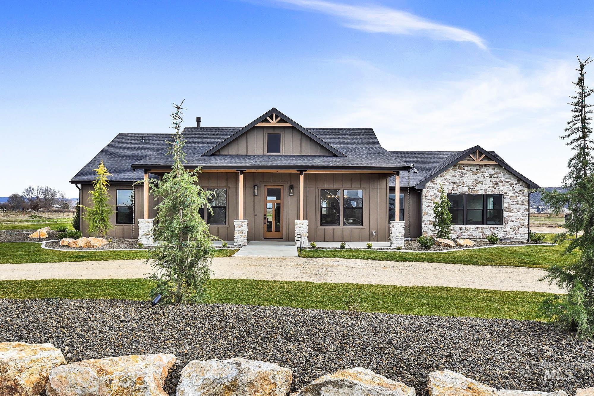 3170 Grandview Ln, Emmett, Idaho 83617, 4 Bedrooms, 3 Bathrooms, Residential For Sale, Price $935,000, 98977784