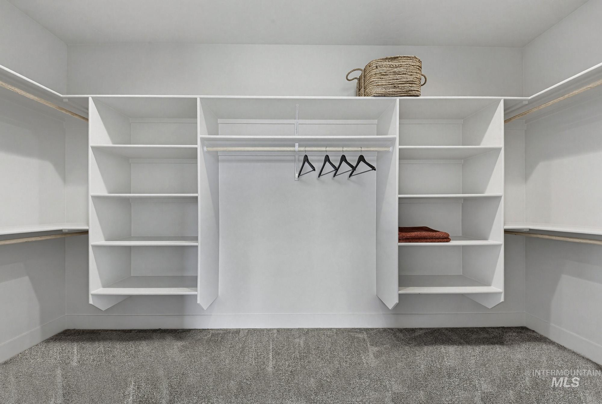 3170 Grandview Ln, Emmett, Idaho 83617, 4 Bedrooms, 3 Bathrooms, Residential For Sale, Price $935,000, 98977784