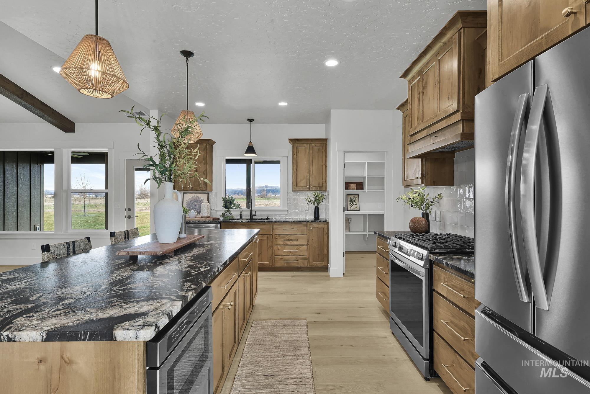 3170 Grandview Ln, Emmett, Idaho 83617, 4 Bedrooms, 3 Bathrooms, Residential For Sale, Price $935,000, 98977784