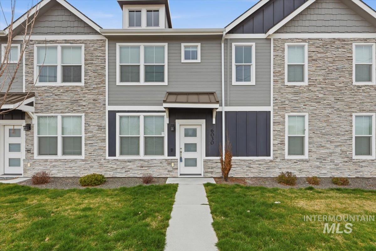 6030 S Jessenia, Boise, Idaho 83709, 2 Bedrooms, 2.5 Bathrooms, Residential For Sale, Price $325,990, 98977786