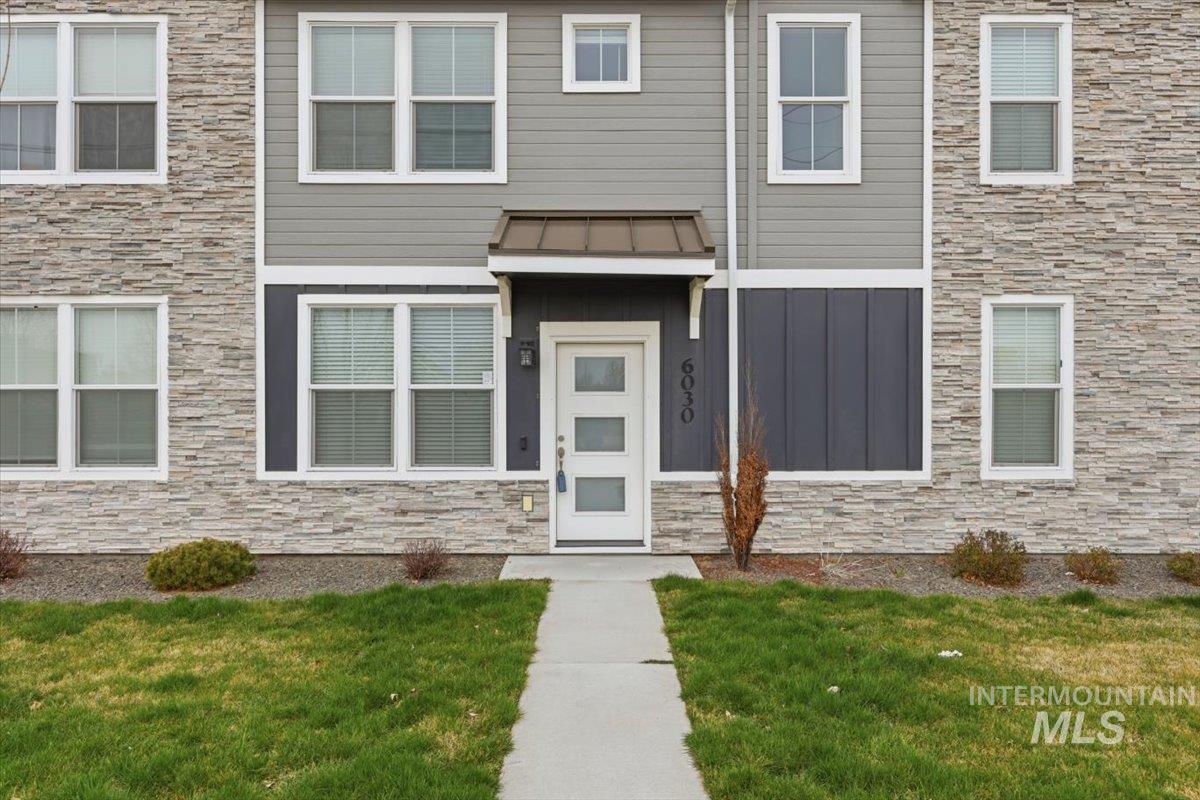 6030 S Jessenia, Boise, Idaho 83709, 2 Bedrooms, 2.5 Bathrooms, Residential For Sale, Price $325,990, 98977786