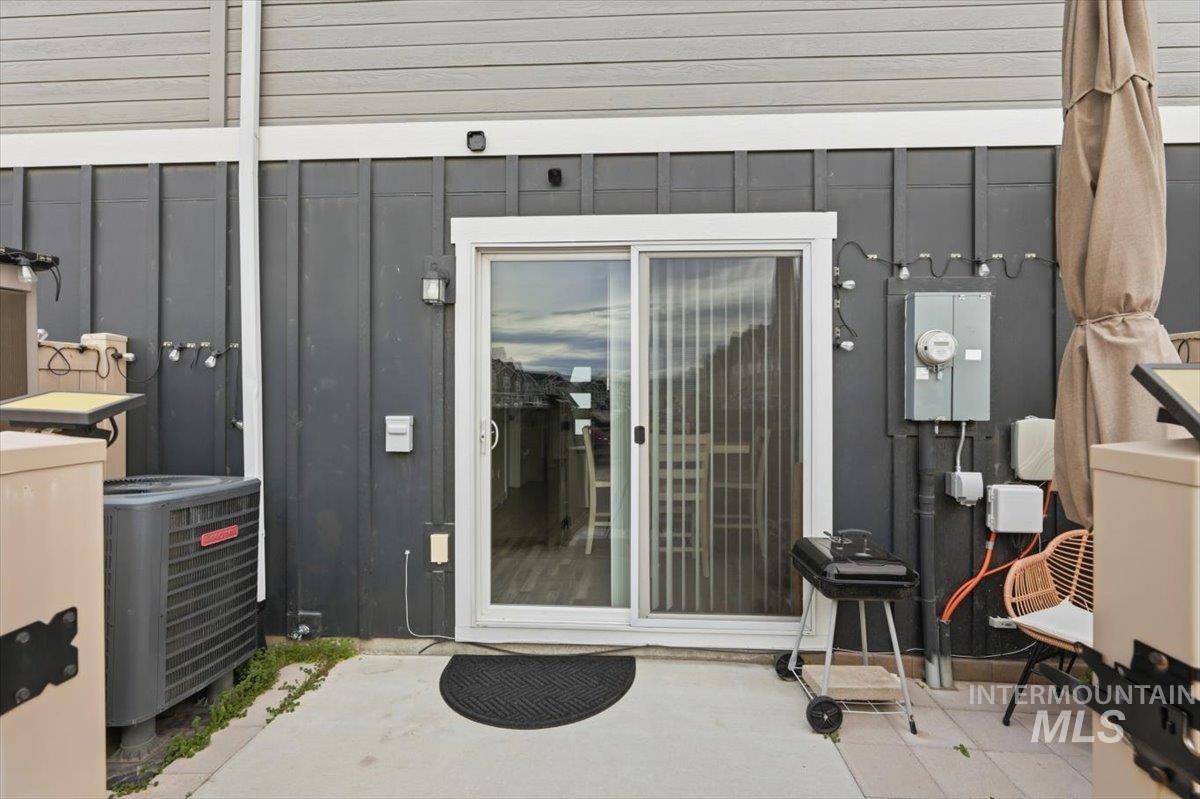 6030 S Jessenia, Boise, Idaho 83709, 2 Bedrooms, 2.5 Bathrooms, Residential For Sale, Price $325,990, 98977786