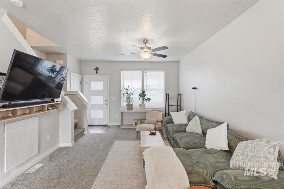 6030 S Jessenia, Boise, Idaho 83709, 2 Bedrooms, 2.5 Bathrooms, Residential For Sale, Price $325,990, 98977786