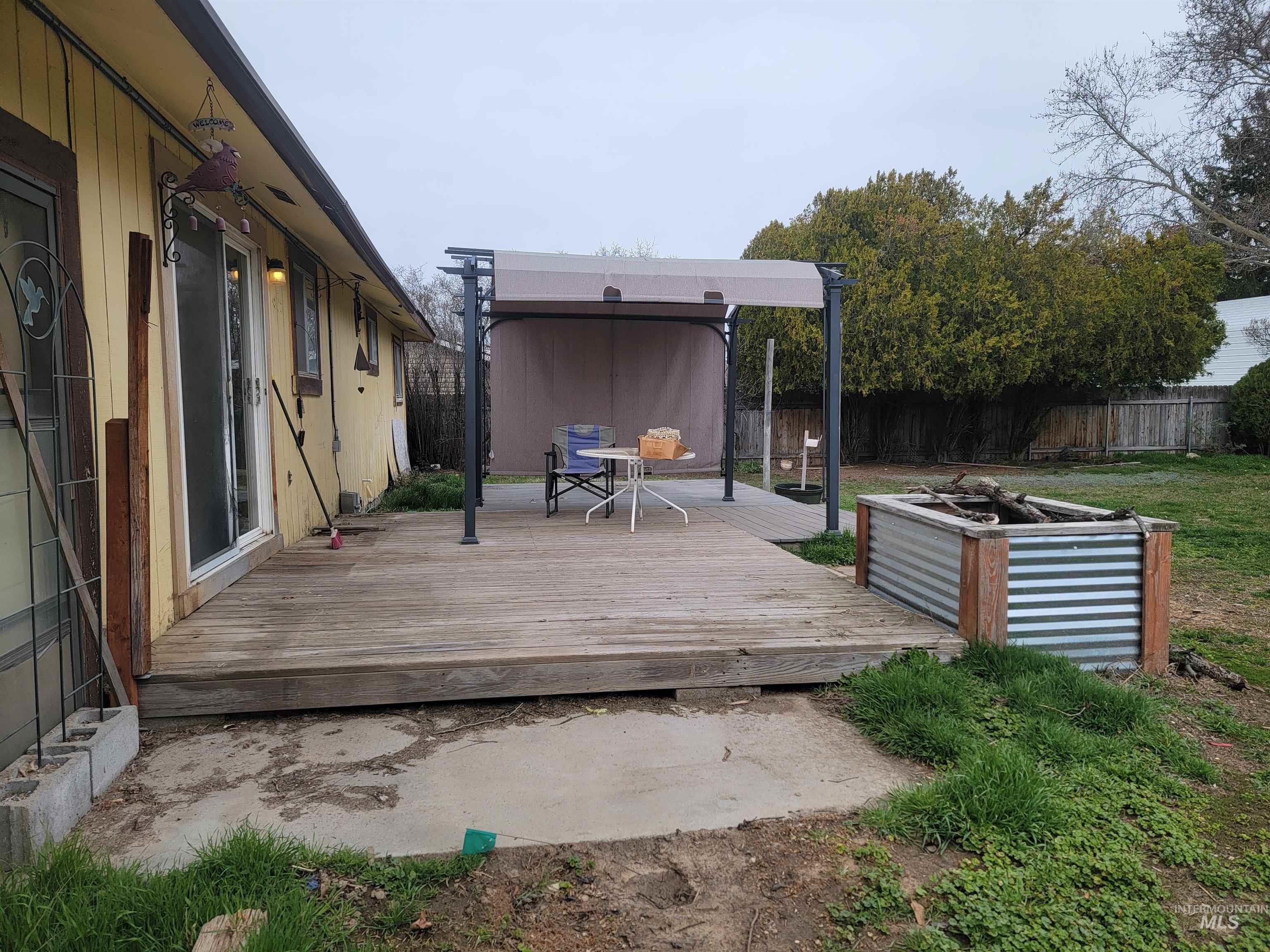 1104 NW 13 th Ave, Meridian, Idaho 83642-1904, 3 Bedrooms, 1 Bathroom, Residential For Sale, Price $325,000, 98977789