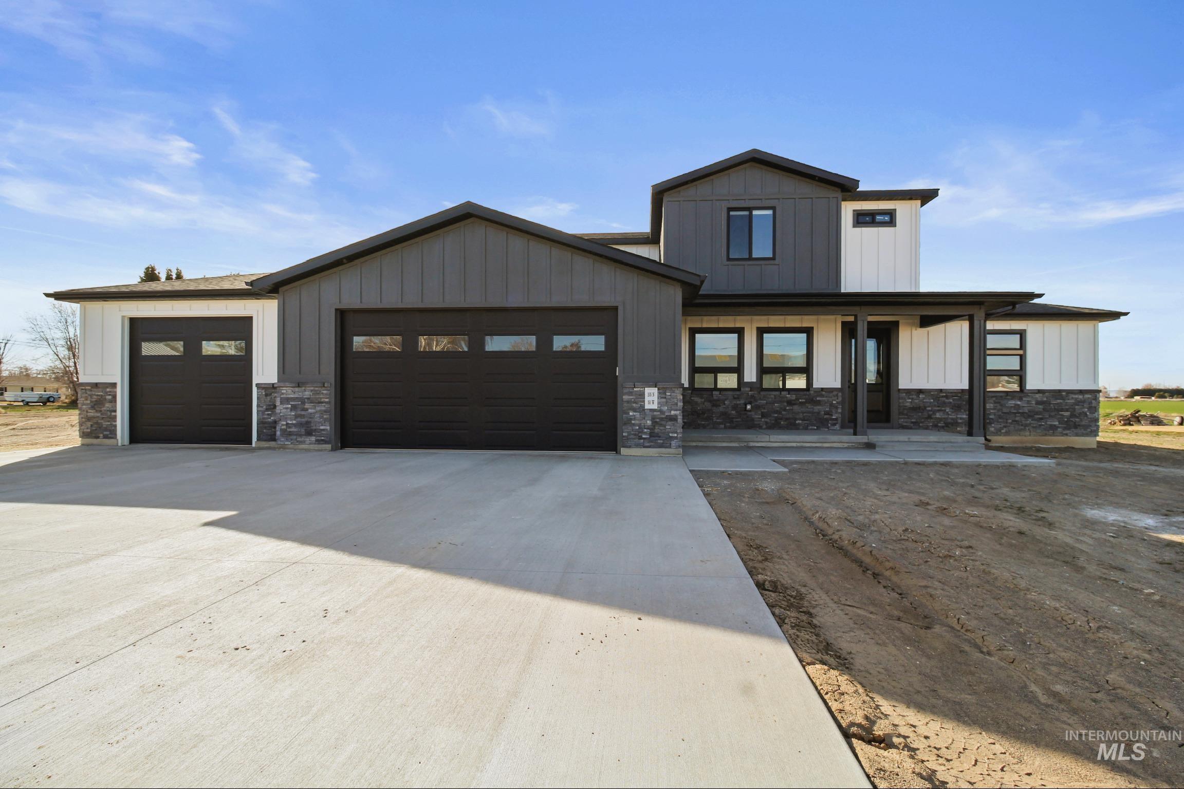 105 N 50 W, Rupert, Idaho 83350, 5 Bedrooms, 3.5 Bathrooms, Residential For Sale, Price $889,999,MLS 98977801