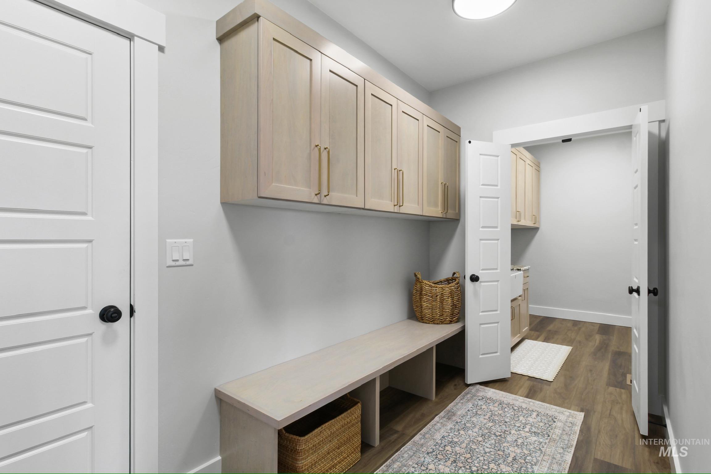 105 N 50 W, Rupert, Idaho 83350, 5 Bedrooms, 3.5 Bathrooms, Residential For Sale, Price $889,999,MLS 98977801