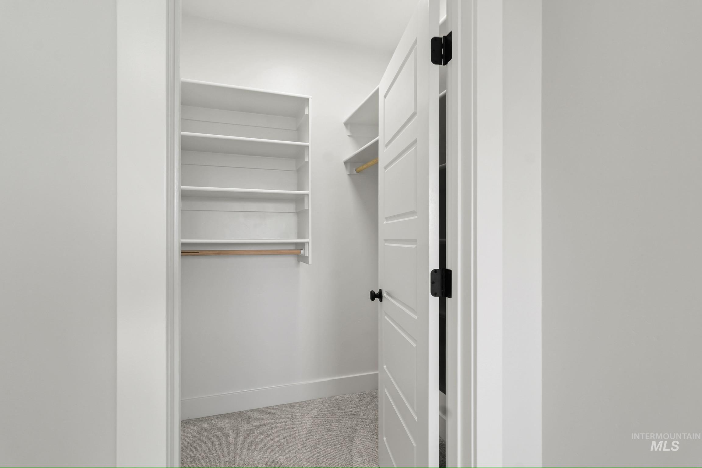 105 N 50 W, Rupert, Idaho 83350, 5 Bedrooms, 3.5 Bathrooms, Residential For Sale, Price $889,999,MLS 98977801