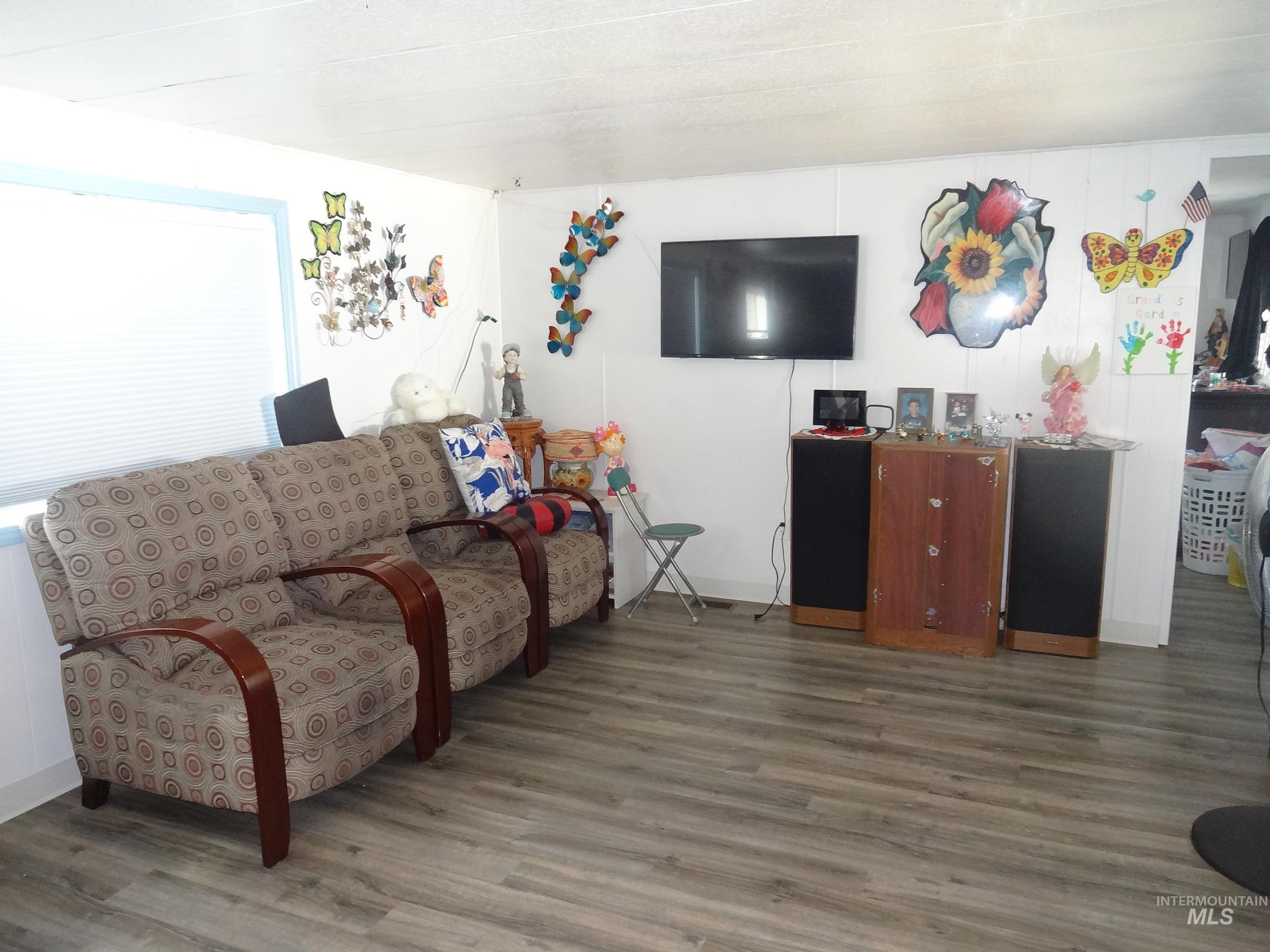 1320 W Flamingo, Nampa, Idaho 83651, 2 Bedrooms, 1 Bathroom, Residential For Sale, Price $60,000,MLS 98977802