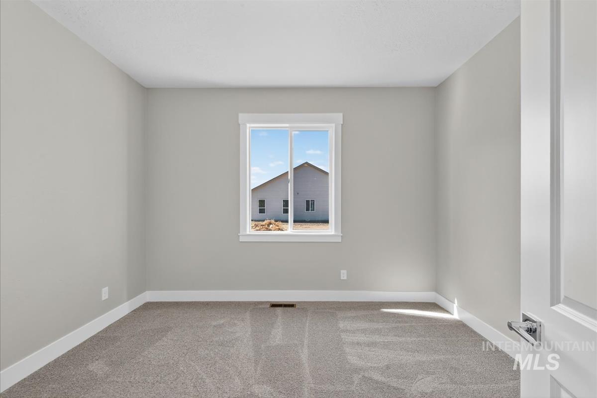 461 Hidden Mill Ct, Middleton, Idaho 83644, 3 Bedrooms, 2 Bathrooms, Residential For Sale, Price $559,900, 98977803