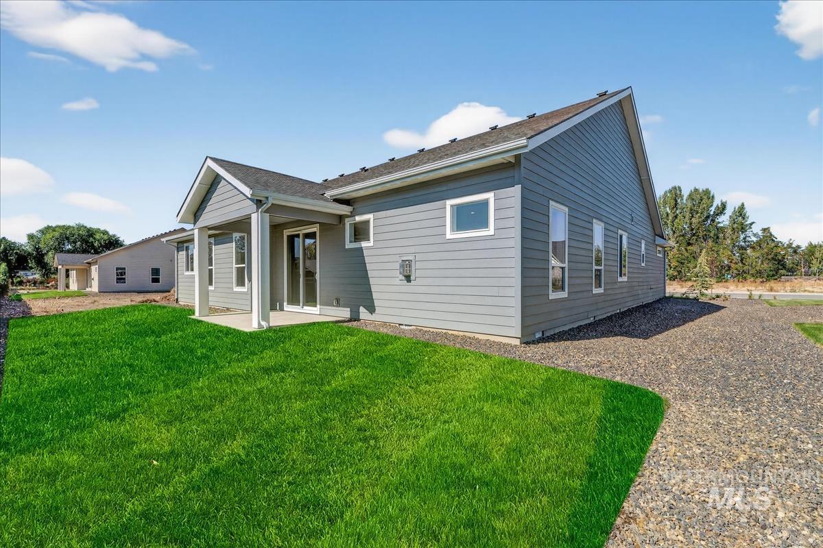 461 Hidden Mill Ct, Middleton, Idaho 83644, 3 Bedrooms, 2 Bathrooms, Residential For Sale, Price $559,900, 98977803