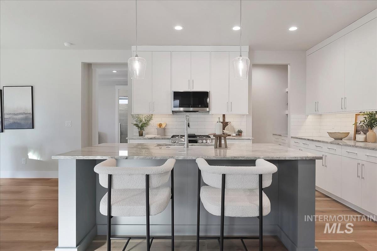 461 Hidden Mill Ct, Middleton, Idaho 83644, 3 Bedrooms, 2 Bathrooms, Residential For Sale, Price $559,900, 98977803