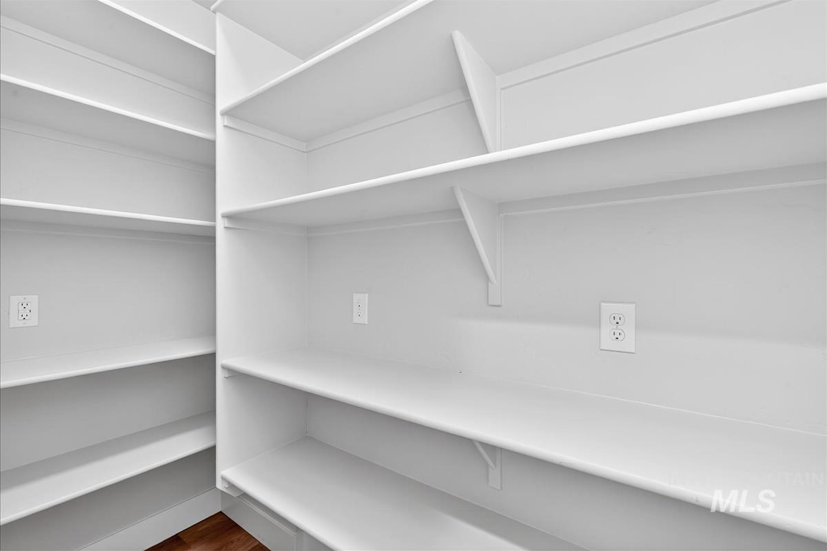 461 Hidden Mill Ct, Middleton, Idaho 83644, 3 Bedrooms, 2 Bathrooms, Residential For Sale, Price $559,900, 98977803