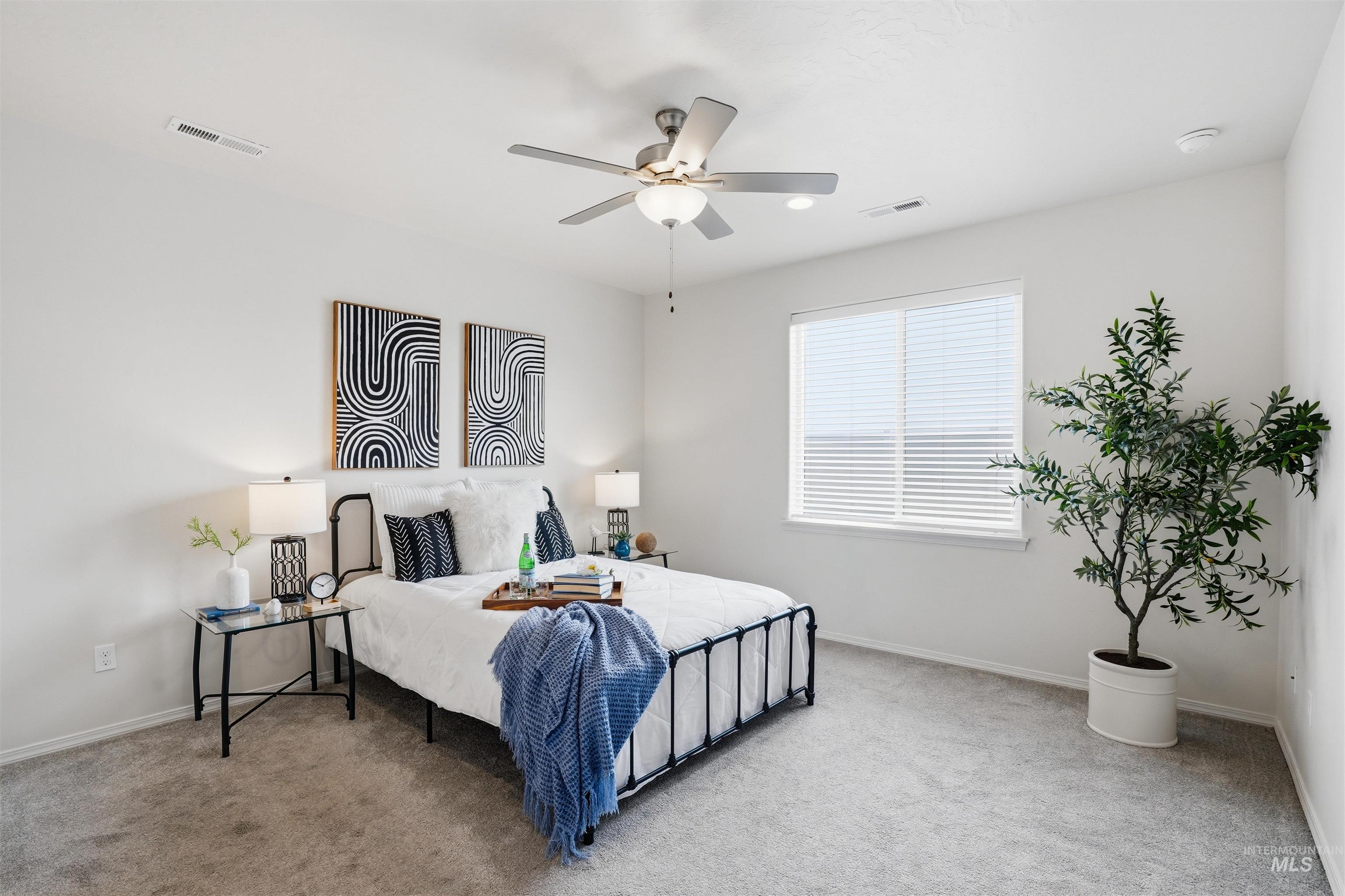 18522 White Rose Pl, Nampa, Idaho 83687, 3 Bedrooms, 2 Bathrooms, Residential For Sale, Price $399,900, 98977805