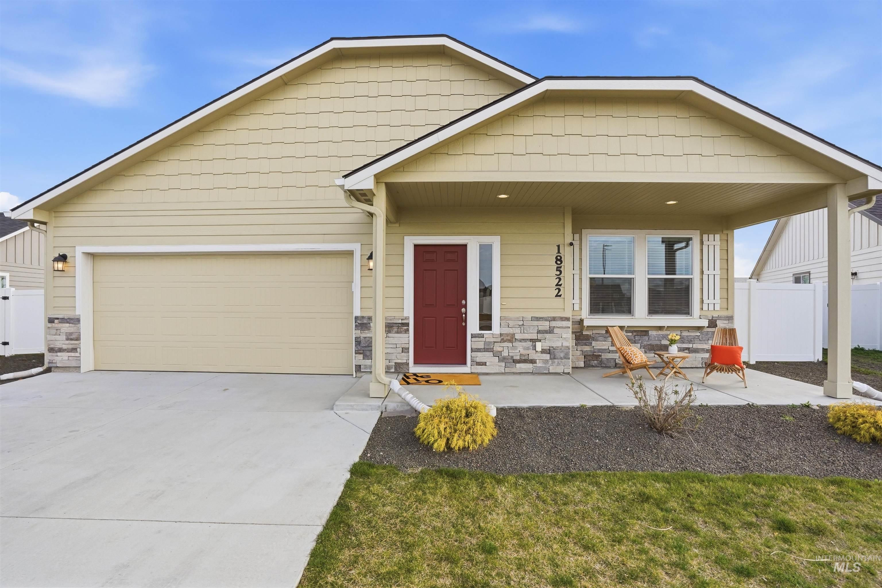 18522 White Rose Pl, Nampa, Idaho 83687, 3 Bedrooms, 2 Bathrooms, Residential For Sale, Price $399,900, 98977805