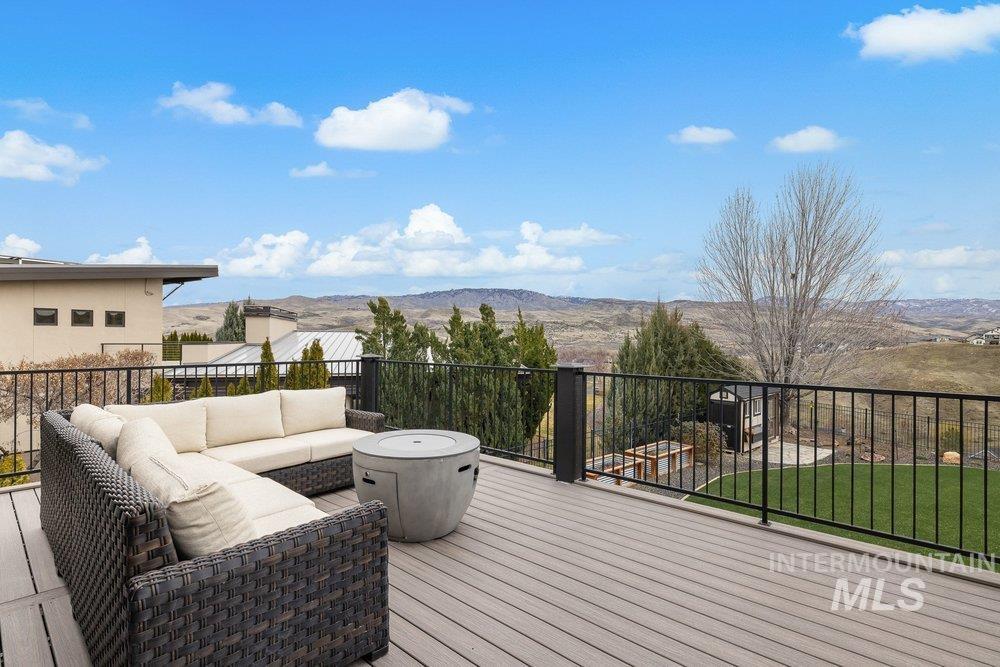 12320 N Upper Ridge Pl., Boise, Idaho 83714, 4 Bedrooms, 3.5 Bathrooms, Residential For Sale, Price $1,875,000, 98977807