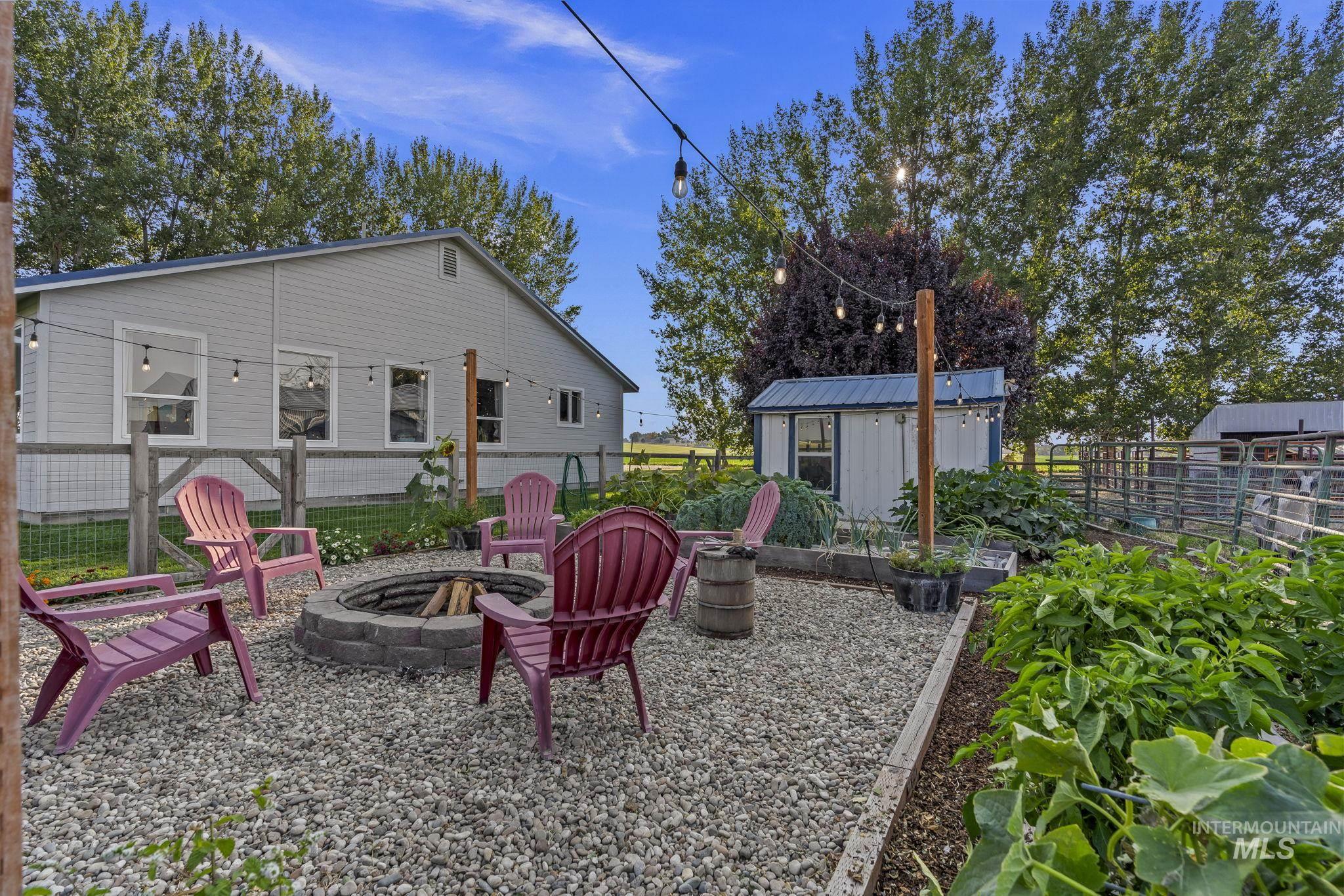 19716 Country View Ln, Caldwell, Idaho 83607, 3 Bedrooms, 2 Bathrooms, Residential For Sale, Price $730,000, 98977810