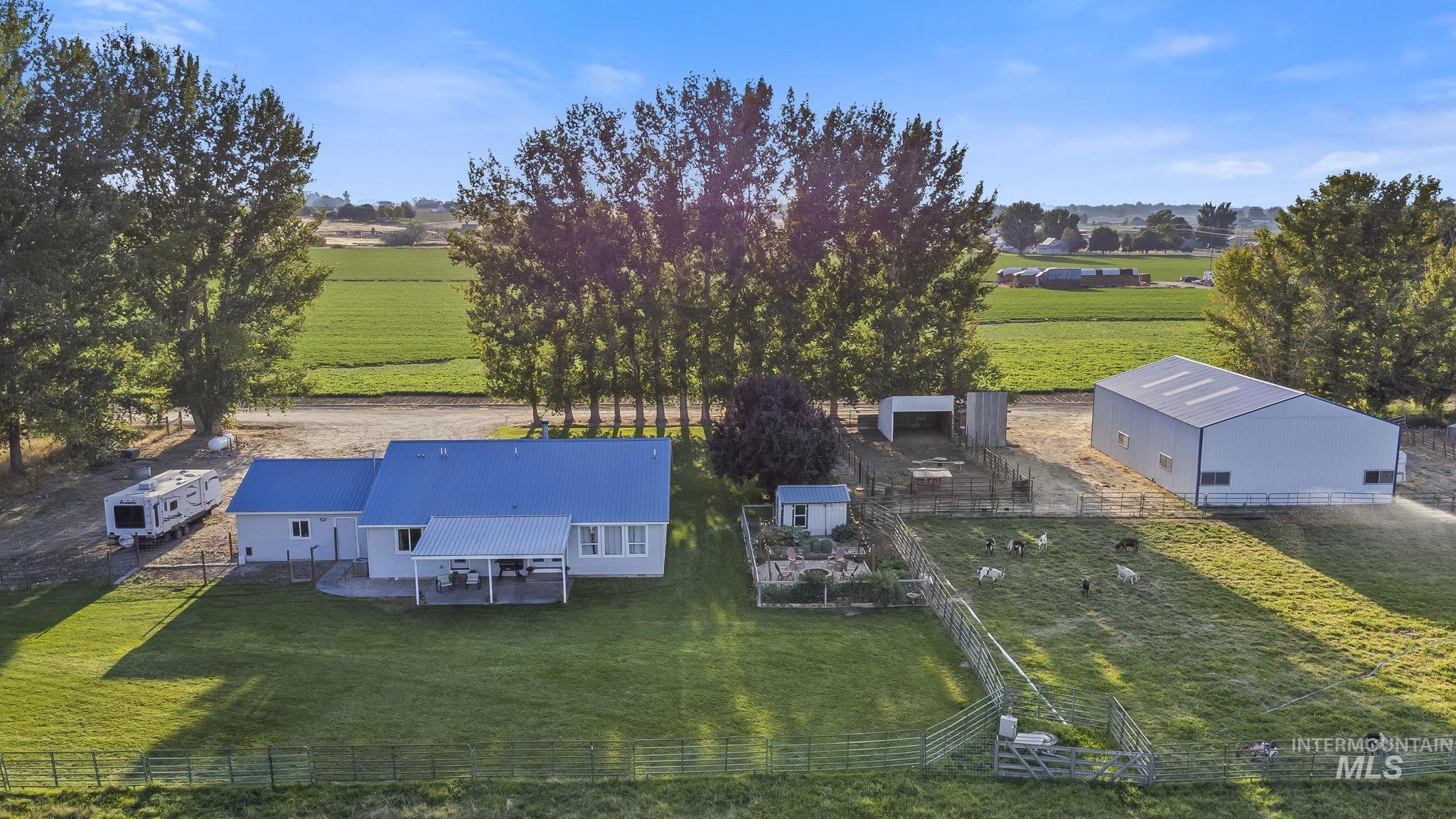 19716 Country View Ln, Caldwell, Idaho 83607, 3 Bedrooms, 2 Bathrooms, Residential For Sale, Price $730,000, 98977810