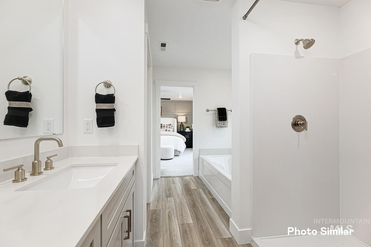 5135 N Corbell Ave, Meridian, Idaho 83646, 4 Bedrooms, 3 Bathrooms, Residential For Sale, Price $585,900, 98977812