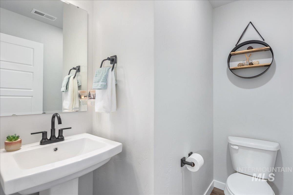 7620 E Limpkin Dr., Nampa, Idaho 83687, 4 Bedrooms, 2.5 Bathrooms, Residential For Sale, Price $490,000, 98977813